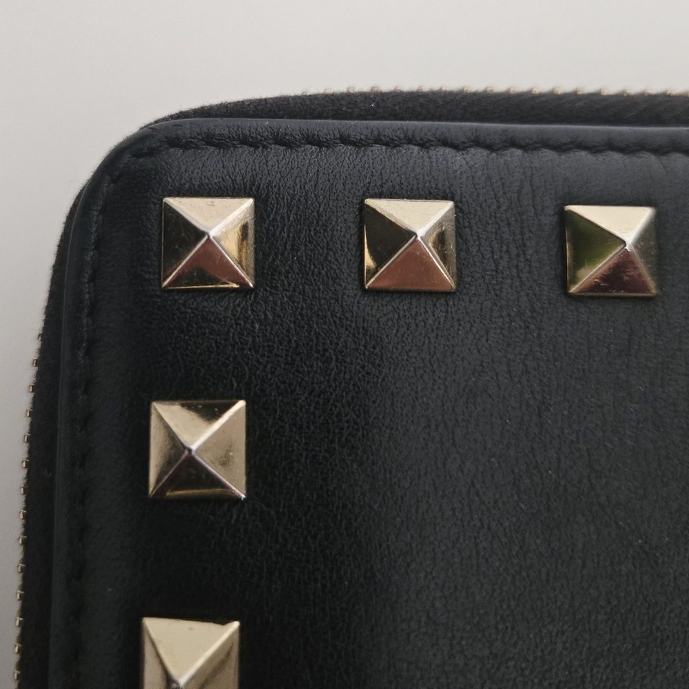 Authentic VALENTINO Garavani Rockstud Bifold Compact Wallet‎ Card Holder Clutch - Picture 13 of 15